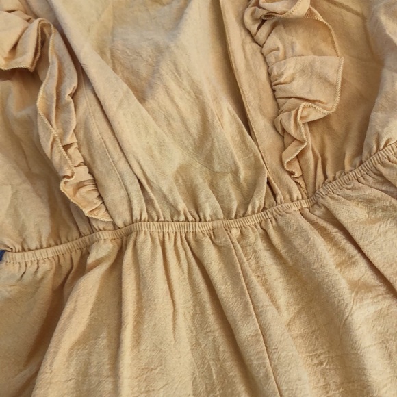 Boutique Mustard Yellow Tie Back Romper Size Small - Picture 7 of 8